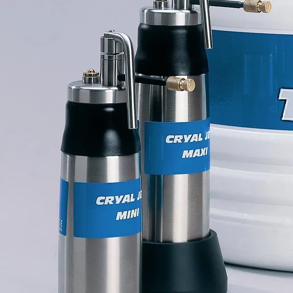 cryaljet 2